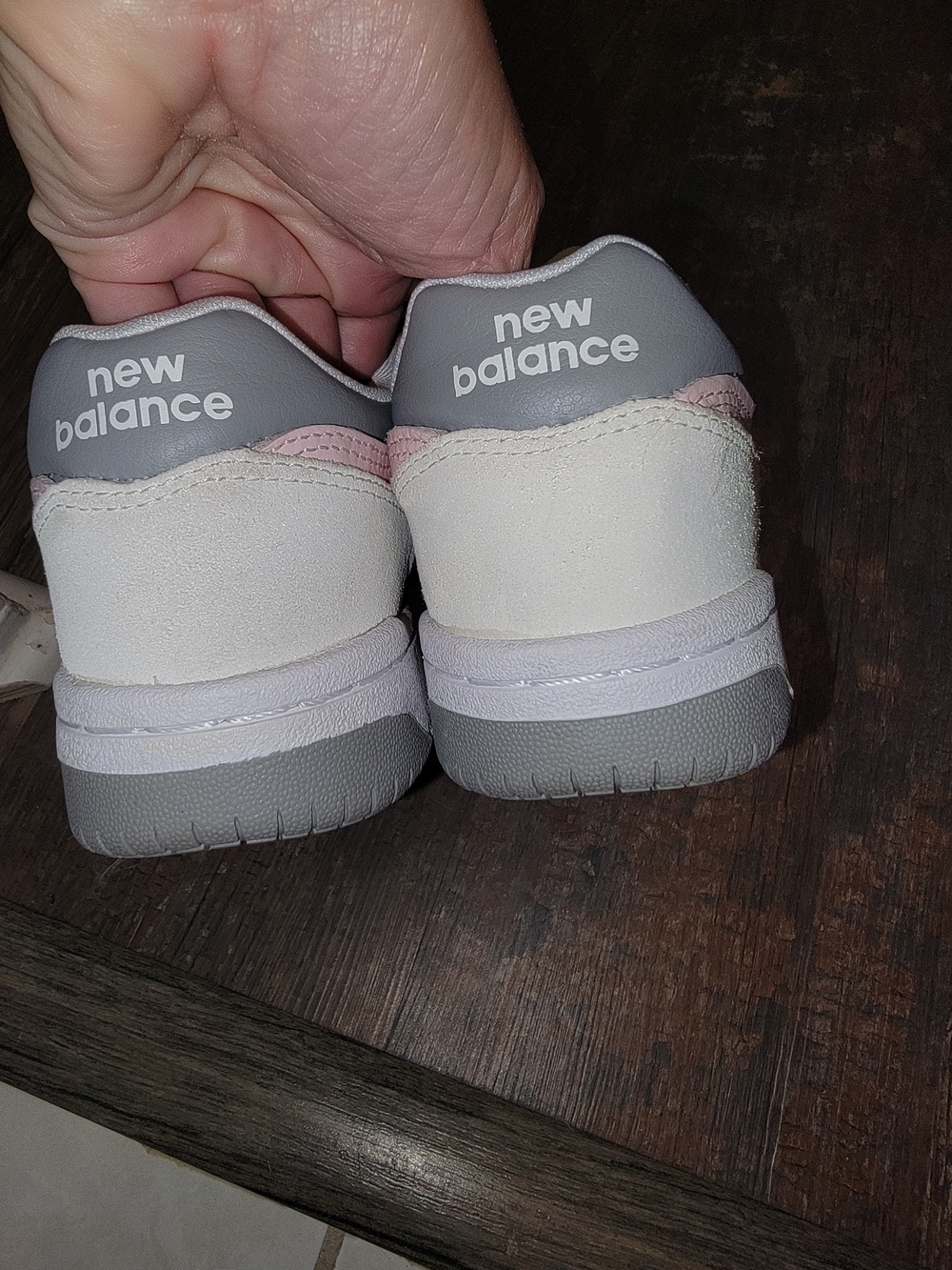 New Balance Women's 480 Low-Top Sneakers in Light Pink - Picture 5 of 7